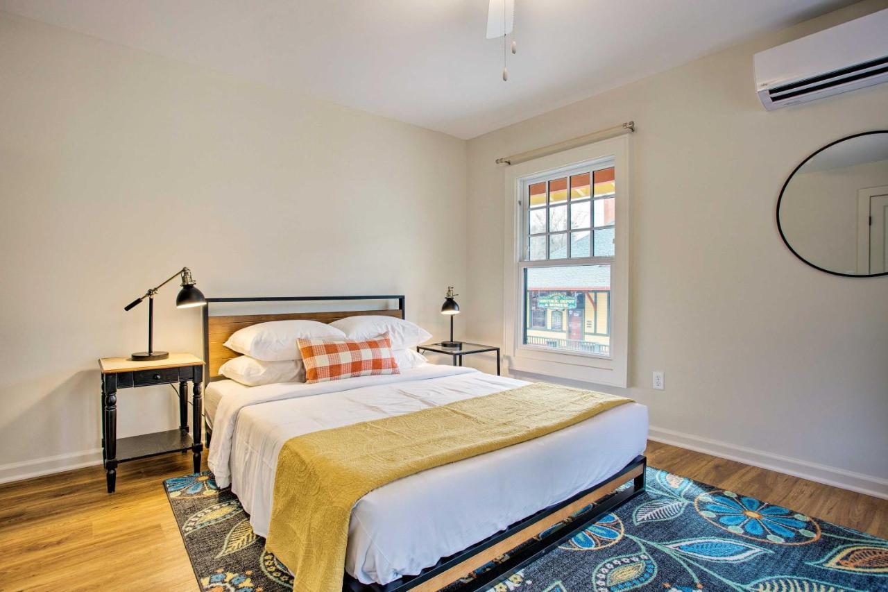 Newly Remodeled Apartment On Main Street In Saluda Kültér fotó